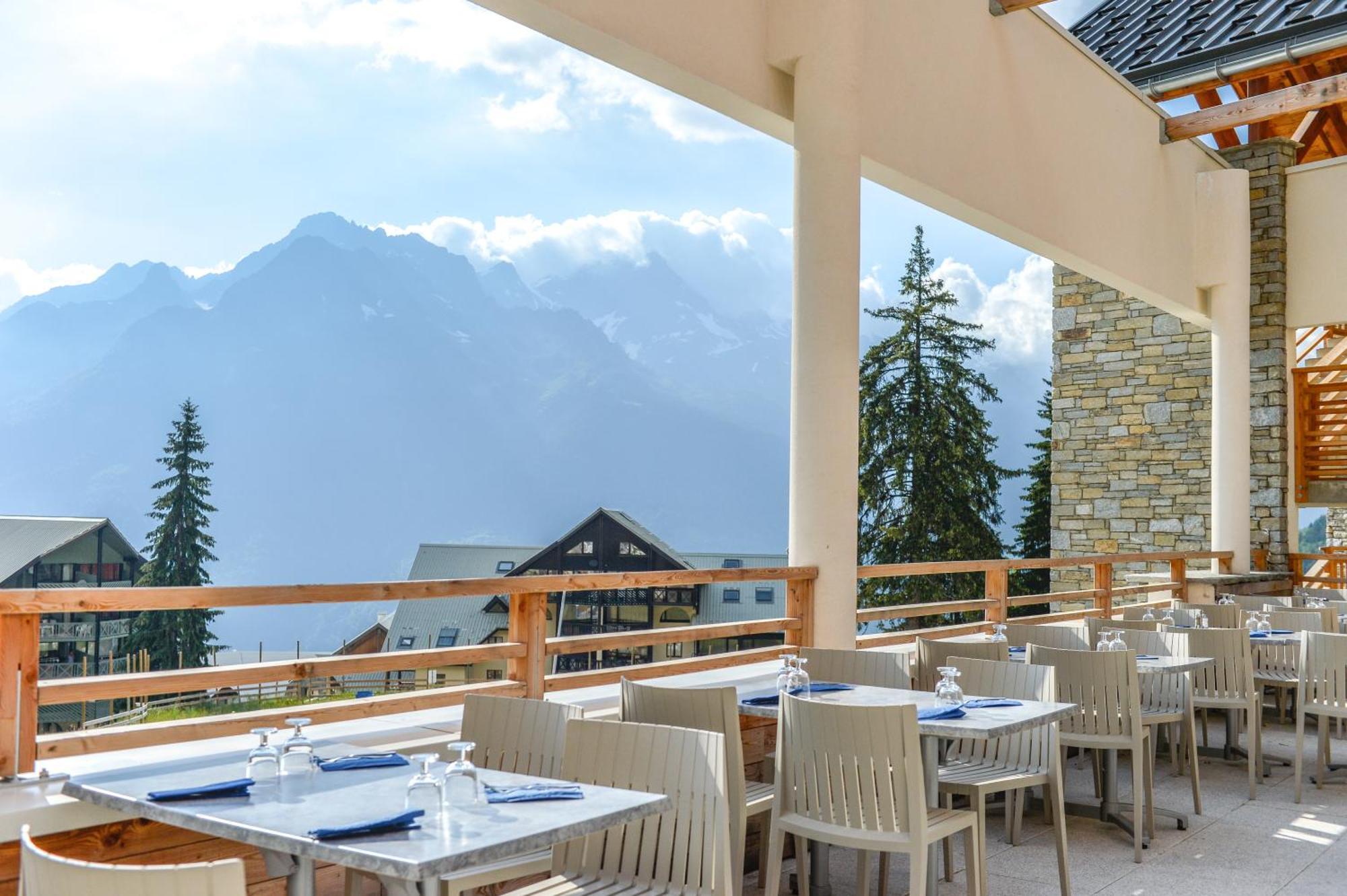 Villages Clubs Du Soleil - Oz En Oisans 오즈 외부 사진